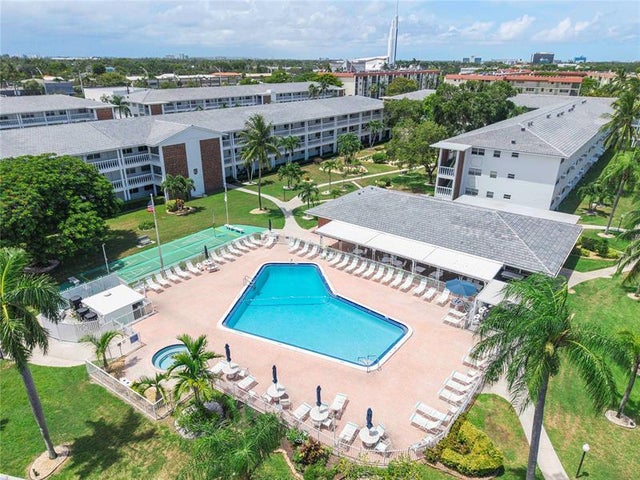 2 of 38 - 5208 Ne 24th Ter F218, Fort Lauderdale, FL