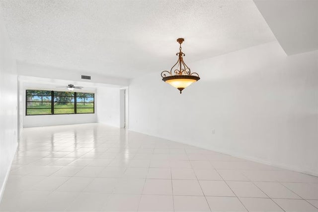 3 of 24 - 6061 Balboa Circle 105, Boca Raton, FL