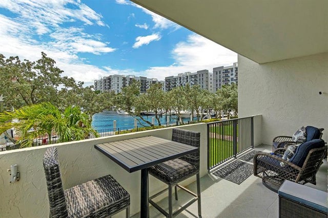 2 of 60 - 3200 Port Royale Dr N 112, Fort Lauderdale, FL