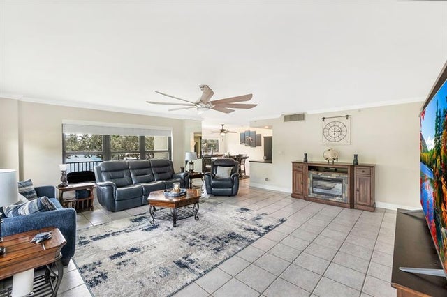 3 of 60 - 3200 Port Royale Dr N 112, Fort Lauderdale, FL