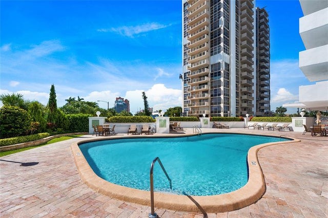 2 of 56 - 2715 N Ocean Blvd 17f, Fort Lauderdale, FL
