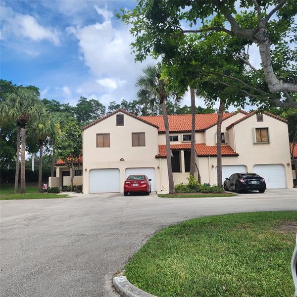 1 of 21 - 9 Via De Casas Sur 201, Boynton Beach, FL
