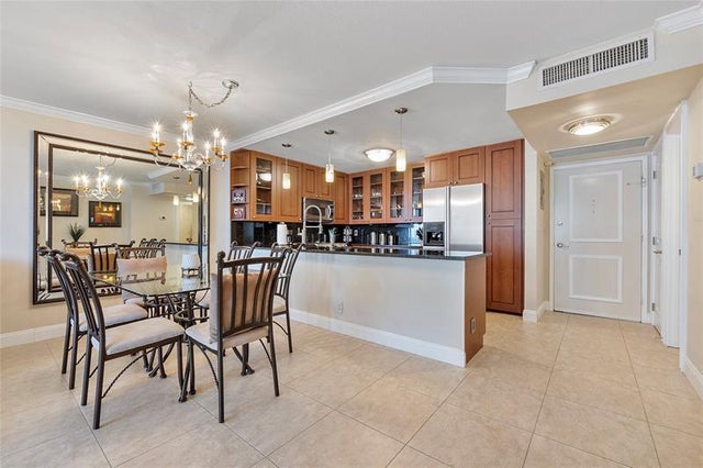 4 of 30 - 1900 S Ocean Blvd 7b, Lauderdale By The Sea, FL