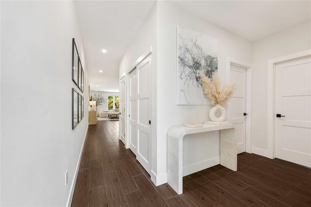 4 of 26 - 834 Sw 16th St, Fort Lauderdale, FL