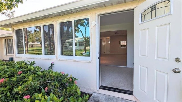 1 of 52 - 448 Franconia Circle B, Lake Worth, FL
