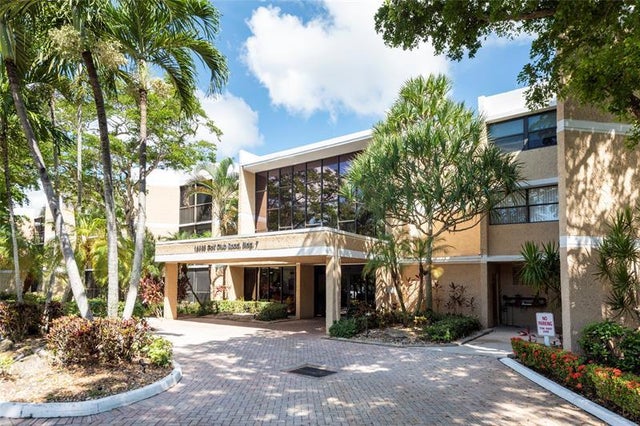 1 of 24 - 16325 Golf Club Rd 210, Weston, FL