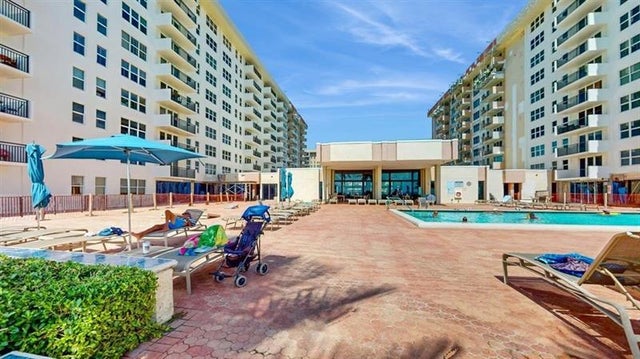 4 of 33 - 1149 Hillsboro Mile 610, Hillsboro Beach, FL