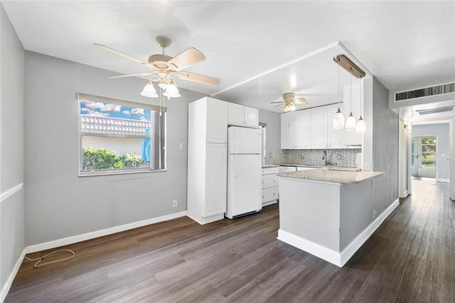 1 of 28 - 220 Seville J 220, Delray Beach, FL