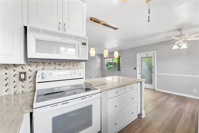2 of 28 - 220 Seville J 220, Delray Beach, FL