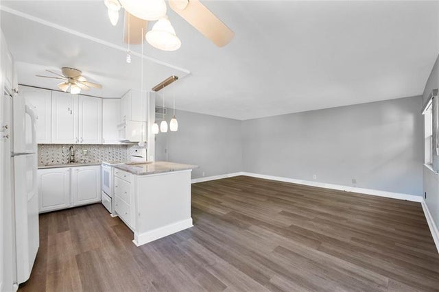 5 of 28 - 220 Seville J 220, Delray Beach, FL