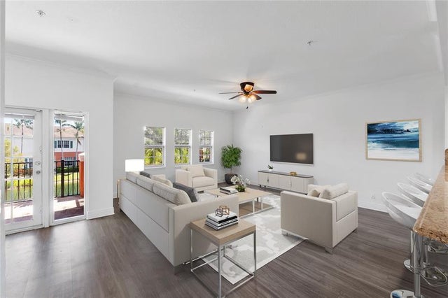 4 of 67 - 168 Sw 6th Ct 168, Pompano Beach, FL