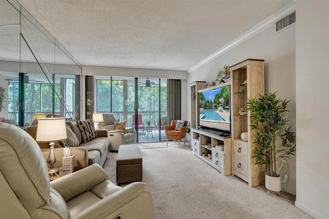 2 of 41 - 2818 N 46th Ave K589, Hollywood, FL