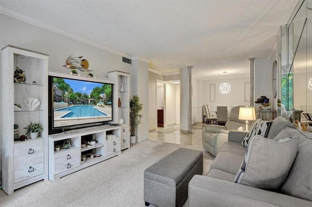 5 of 41 - 2818 N 46th Ave K589, Hollywood, FL