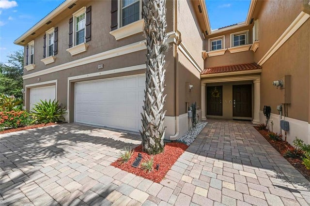 2 of 28 - 4405 Macarthur Palm Trl 4505, Green Acres, FL