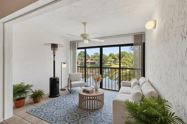 2 of 25 - 9283 Vista Del Lago 37-j, Boca Raton, FL