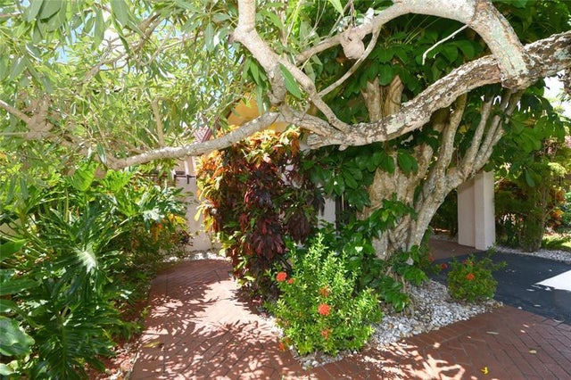 4 of 53 - 8044 Eastlake Dr 9-a, Boca Raton, FL