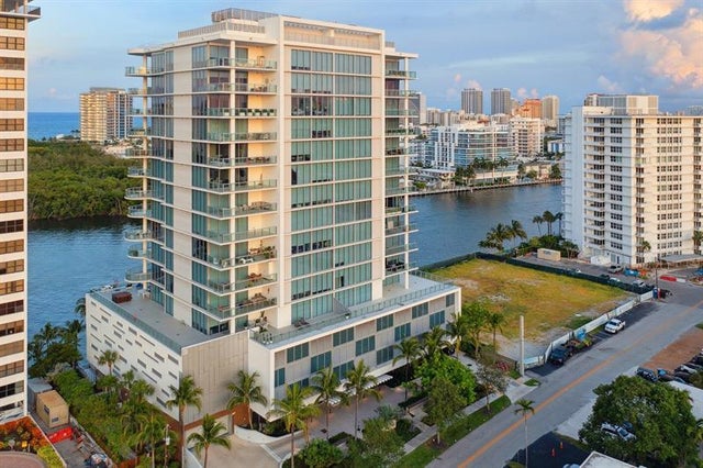 2 of 45 - 920 Intracoastal Dr 801, Fort Lauderdale, FL
