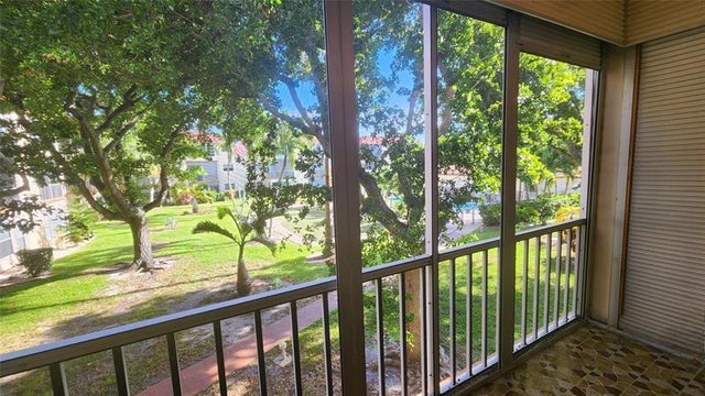 1 of 58 - 700 Se 6th Ave 205, Deerfield Beach, FL