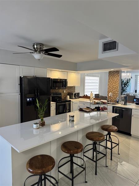 4 of 12 - 2222 Ne 7th St 12, Hallandale, FL