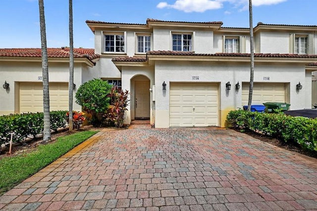1 of 52 - 1716 Nw 78th Way, Hollywood, FL