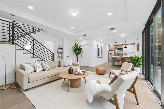 2 of 27 - 722 Ne 15th Ave 2, Fort Lauderdale, FL