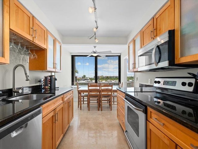 4 of 32 - 3589 S Ocean Boulevard 507, South Palm Beach, FL