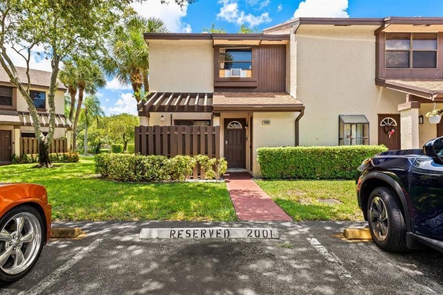 2 of 23 - 4902 Nw 82nd Ave 2001, Fort Lauderdale, FL