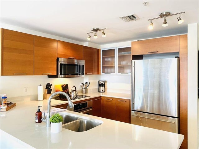 3 of 6 - 3250 Ne 1st Ave 710, Miami, FL
