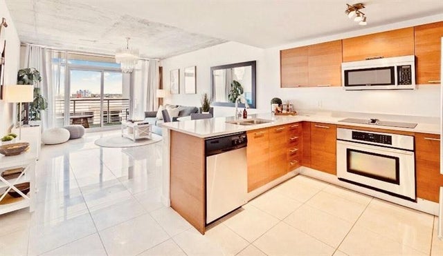 4 of 6 - 3250 Ne 1st Ave 710, Miami, FL