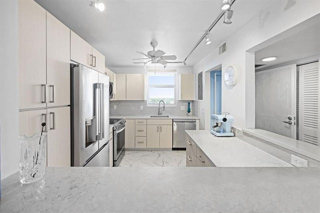 3 of 43 - 3100 Ne 49th St Ph10, Fort Lauderdale, FL