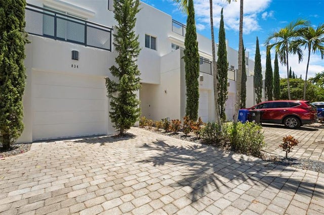 2 of 67 - 834 Ne 19th Ave 834, Fort Lauderdale, FL
