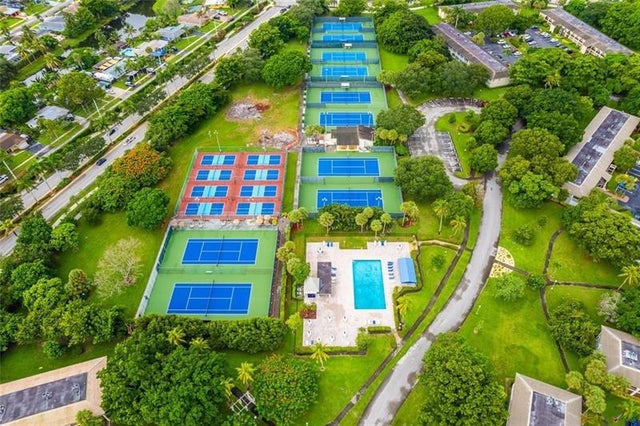 3 of 12 - 2403 Antigua Cir E4, Coconut Creek, FL