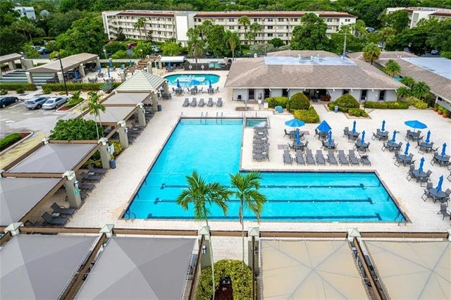 4 of 12 - 2403 Antigua Cir E4, Coconut Creek, FL