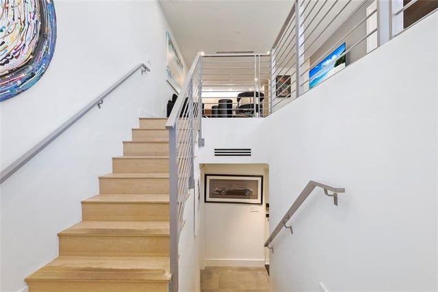 4 of 45 - 900 Ne 4th St B3, Fort Lauderdale, FL