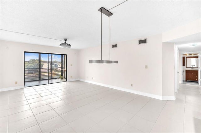 2 of 26 - 4930 E Sabal Palm Blvd 414, Tamarac, FL