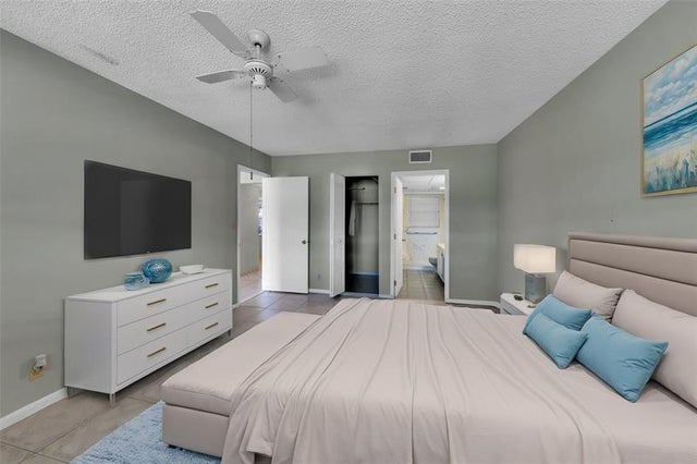 2 of 41 - 7807 Golf Circle Dr 307, Margate, FL