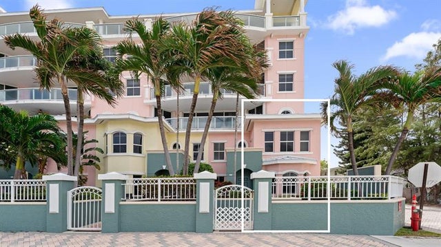 1 of 20 - 2051 Se 3rd St Th8, Deerfield Beach, FL