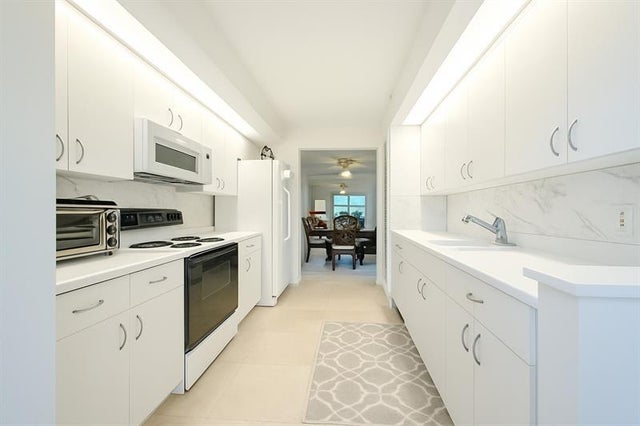 1 of 40 - 901 Sw 141st Ave 301, Hollywood, FL