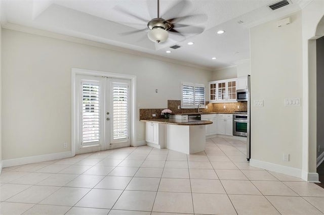 5 of 32 - 320 Ne 7th Ave, Fort Lauderdale, FL