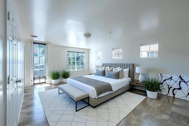 3 of 26 - 819 Sw 7th Ave 819, Fort Lauderdale, FL