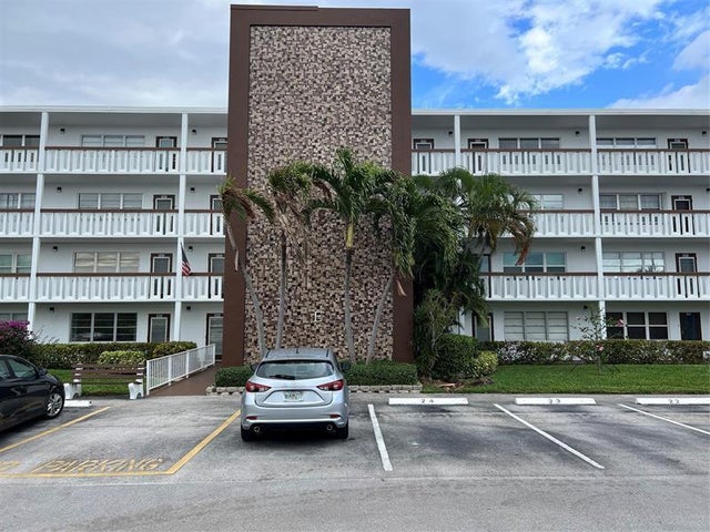 2 of 16 - 4053 Harwood E 4053, Deerfield Beach, FL