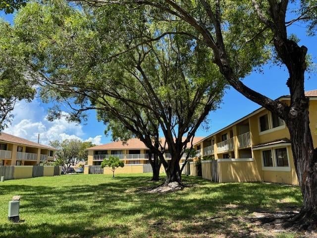410 Nw 214th St 205, Miami Gardens
