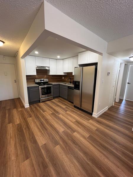 4 of 14 - 4304 Nw 9th Ave 2-3b, Deerfield Beach, FL