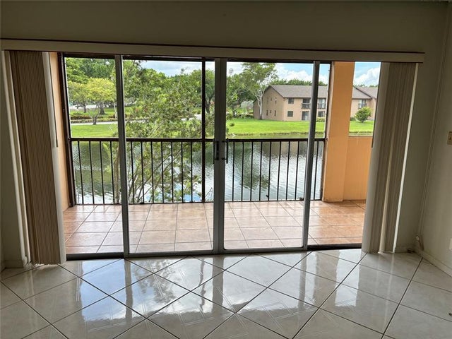 1 of 20 - 3905 N Nob Hill Rd 205, Sunrise, FL