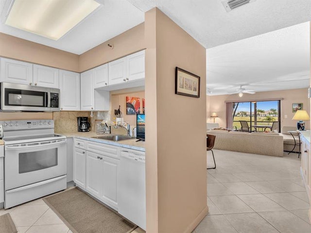 5 of 94 - 14426 Amberly Ln 108, Delray Beach, FL