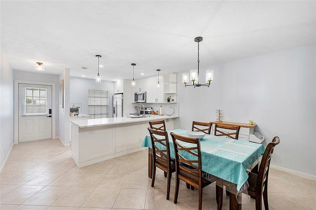 3 of 27 - 393 Bennington Ln 393, Lake Worth, FL