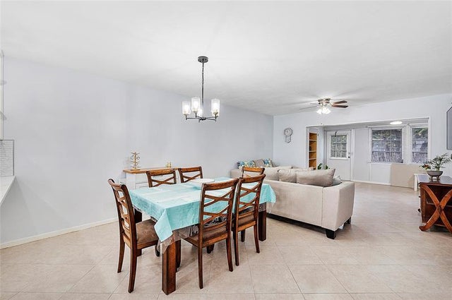 5 of 27 - 393 Bennington Ln 393, Lake Worth, FL