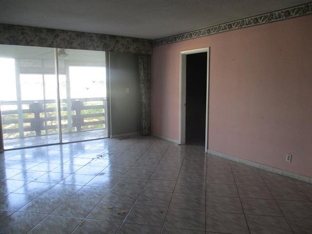 4 of 14 - 1401 Ne Miami Gardens Dr 488, Miami, FL