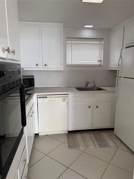 5 of 12 - 2840 N Ocean Blvd 906, Fort Lauderdale, FL