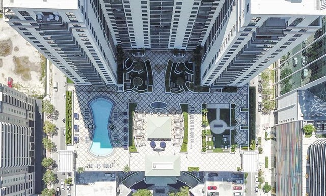 3 of 37 - 999 Sw 1st Ave 2913, Miami, FL